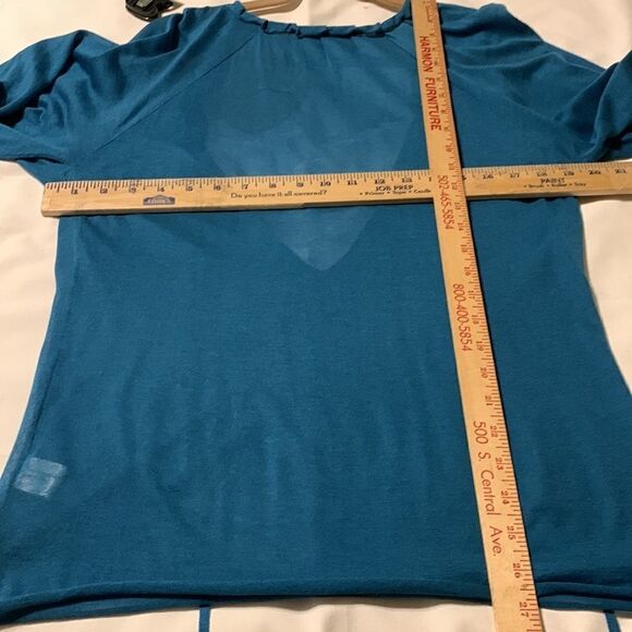 Whim Large Deep cut blouse. New with tags but see description - Picture 4 of 10